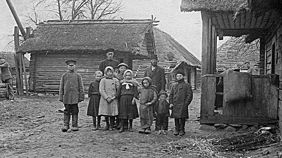 Плоска. Брестский район. Белорусская семья. 1916 год