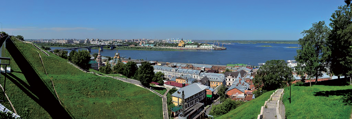 Вид на Стрелку с набережной Федоровского