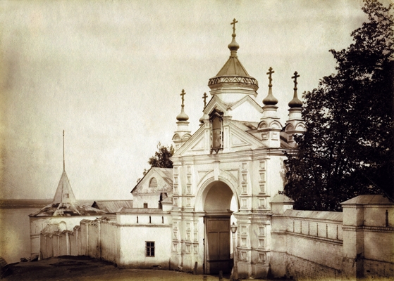 Святые врата Вознесенского Печерского монастыря