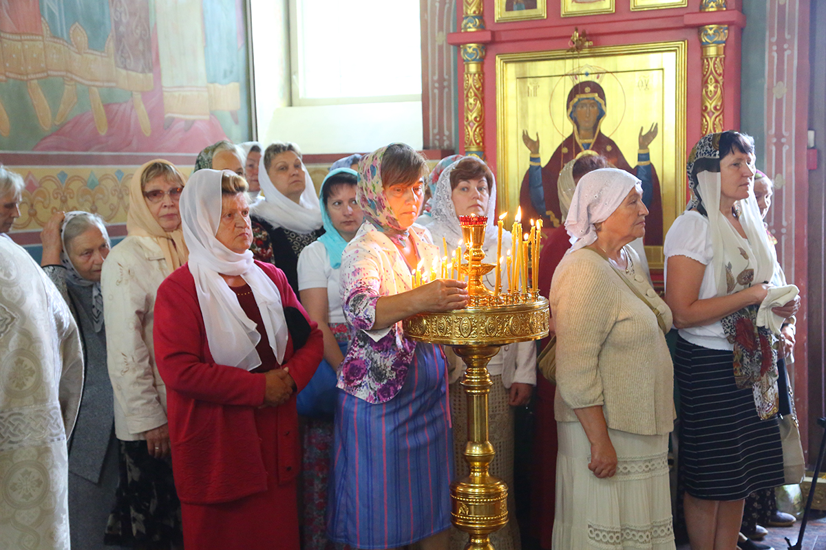 Вечерние молитвы, перед сном. Богу православные - читать, слушать или скачать на русском языке