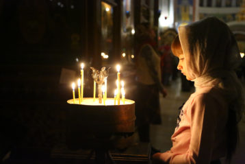 3 декабря. В Александро-Невском кафедральном соборе (фото Сергея Лотырева)