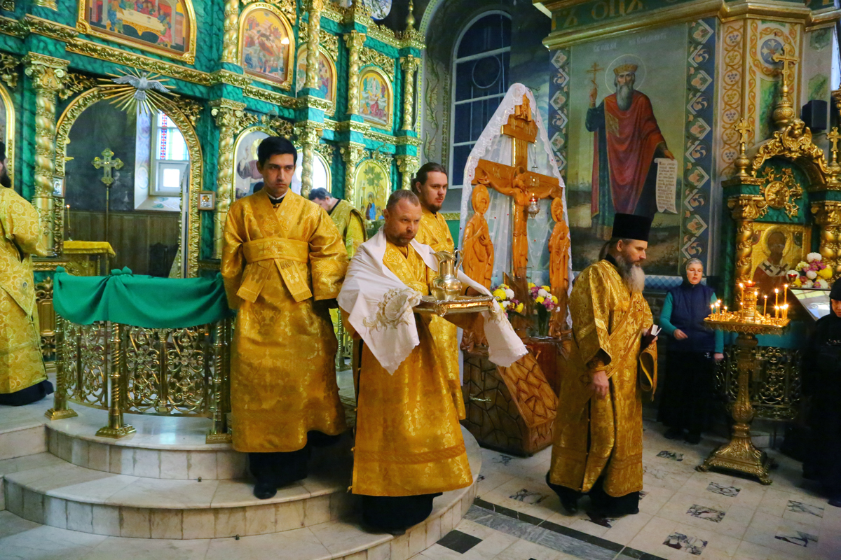 Свято троицком женском монастыре симферополь