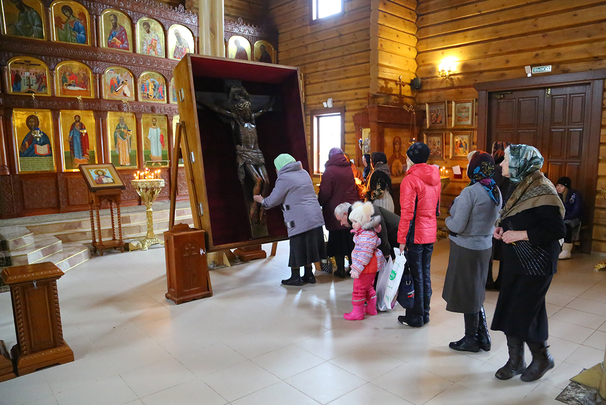 Арзамас святыни. Животворящий крест в Арзамасе. Крест в Арзамасе. Святыни Арзамаса Нижегородской области. Молитовская Церковь Нижний Новгород.