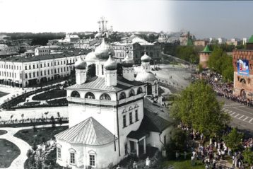 Площадь Минина и Пожарского называли Благовещенской или Верхнебазарной.  Каменный Благовещенский собор, ее жемчужина, был построен в конце XVII века.  В храме находились древние иконы XIV века. Был уничтожен в 1930 году.