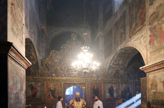 26 декабря. Божественная литургия в Бодбийском монастыре (Грузия) (фото Алексея Козориза)