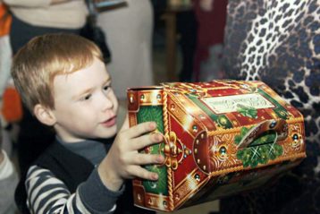 13 января. На Рождественской благотворительной елке в г. Дзержинске (фото Натальи Уваровой)