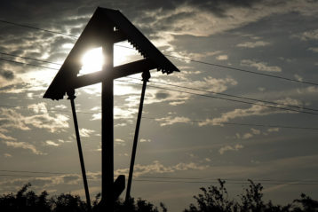 24 мая. Поклонный крест в Арзамасском районе (фото Бориса Тюрина)
