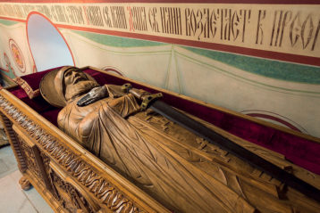 Скульптурное изображение преподобного Илии Муромского, с частицей мощей. Спасо-Преображенский монастырь. Муром