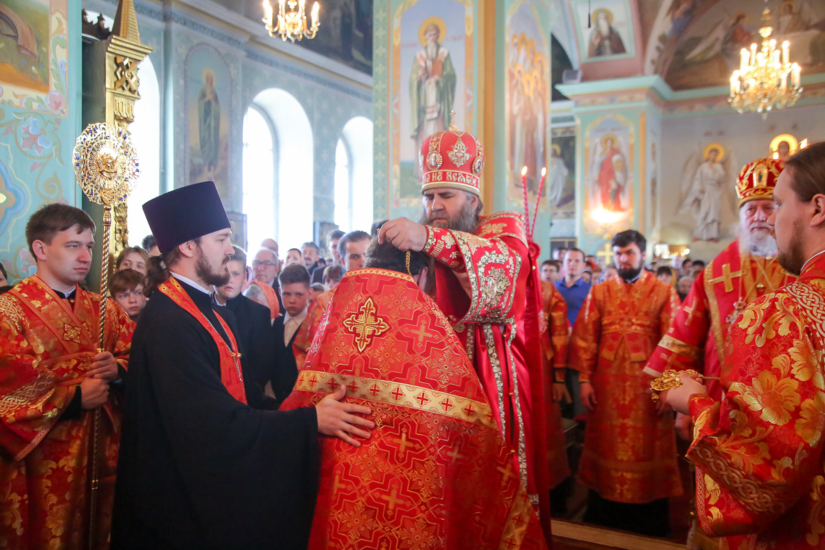 Богослужение в Арзамасе в соборе