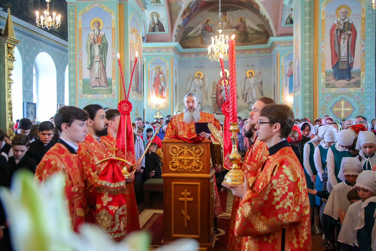 Богослужение в Арзамасе в соборе