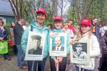 С дочерьми в Минске перед шествием «Бессмертного полка»