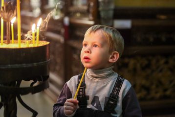 19 декабря. В Александро-Невском кафедральном соборе (фото Александра Чурбанова)