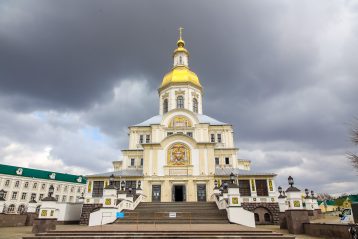 24 апреля. Благовещенский собор Серафимо-Дивеевского монастыря (фото Александра Чурбанова)
