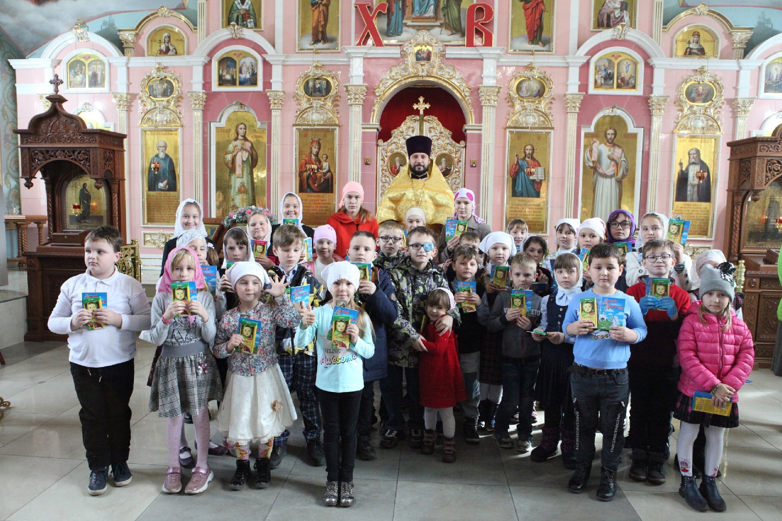 Новости воскресенское нижегородской области. Дети причащаются в храме.