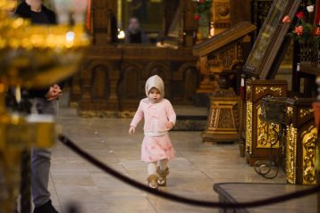 28 ноября. На Божественной литургии в Александро-Невском кафедральном соборе (фото Глеба Пушменкова)