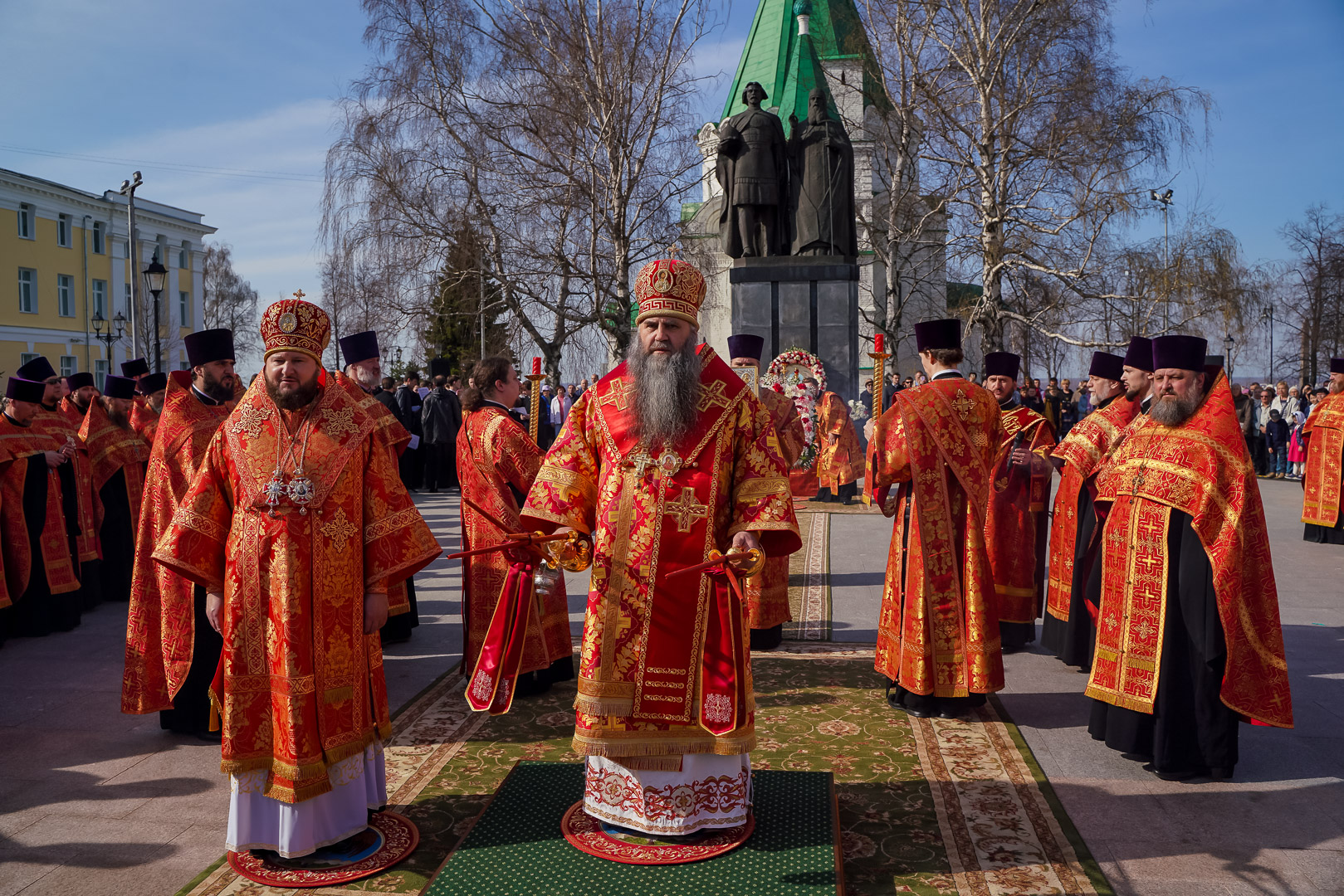 Где проходит ярмарка православная в нижнем новгороде. Пасхальный крестный ход Нижний Новгород 2023 видео.