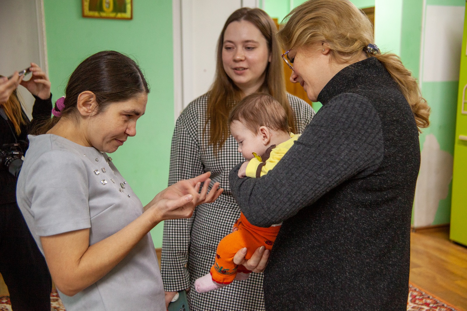 Министр социальной политики Нижегородской области Наталья Исаева посетила  Центр помощи семье и детям «Быть мамой» | 03.12.2022 | Нижний Новгород -  БезФормата