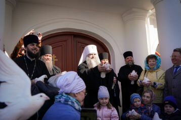 7 апреля в Благовещенском соборе Благовещенского монастыря Нижнего Новгорода (фото Глеба Пушменкова)