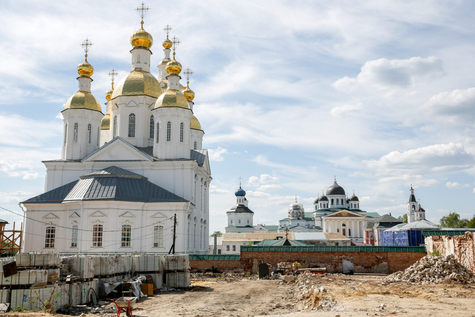 Арзамасский мужской монастырь Спасо Преображенский монастырь