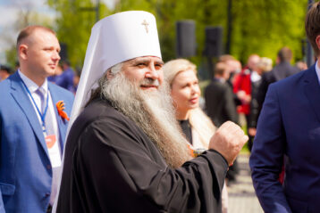9 мая. Митрополит Георгий в кремле (фото Глеба Пушменкова)