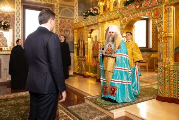 26 сентября. Митрополит Георгий в Никольской церкви Кремля (фото пресс-службы губернатора)