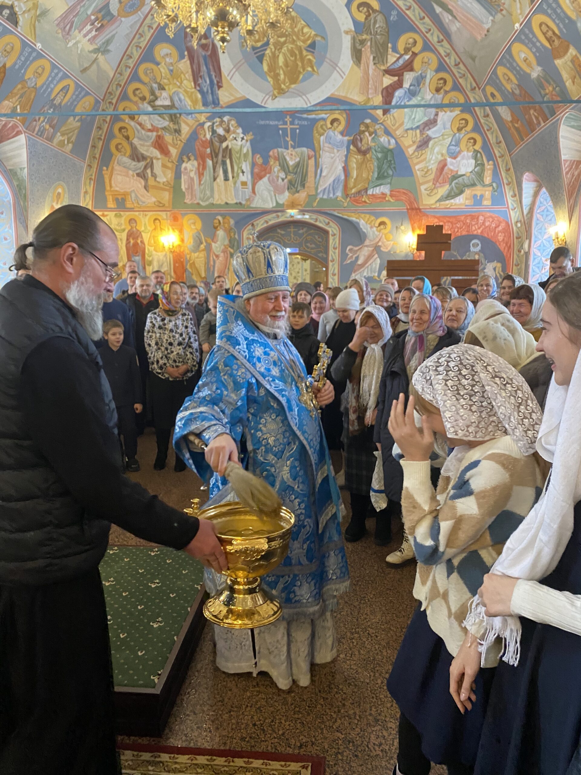 Викарий Нижегородской епархии возглавил Божественную литургию в храме в  честь Знамения Божией Матери города Бор | 12.12.2023 | Нижний Новгород -  БезФормата