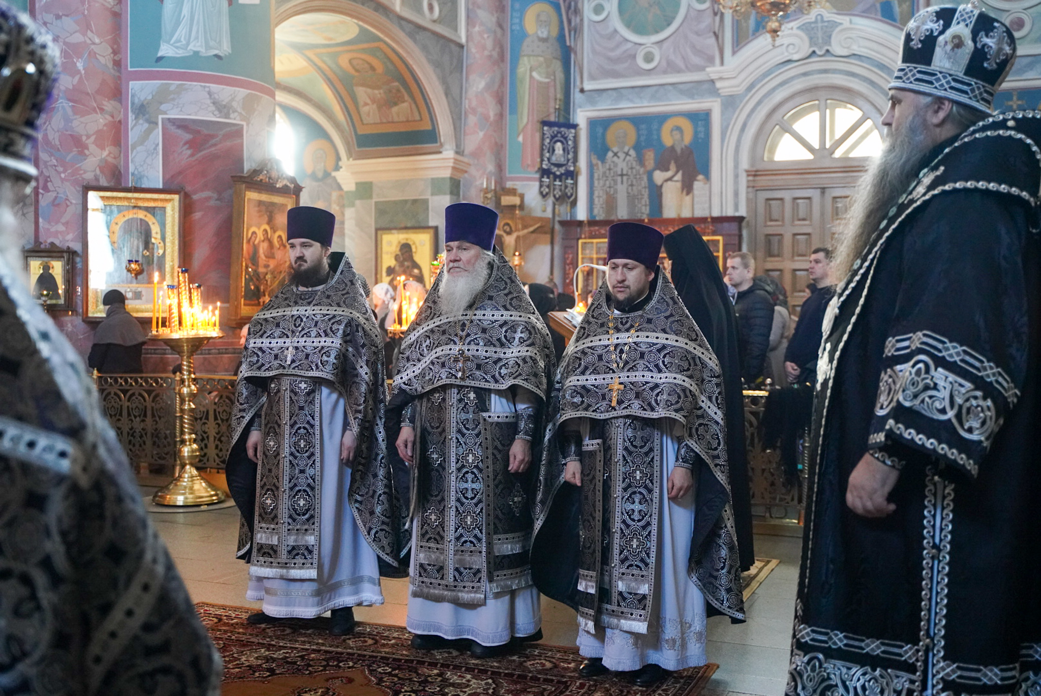 Глава Нижегородской митрополии совершил литургию Преждеосвященных Даров в  Серафимо-Дивеевском монастыре | 22.03.2024 | Нижний Новгород - БезФормата